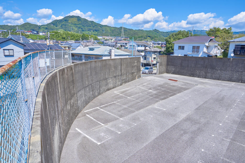 車でも安心して登園・降園できる、地域に開かれた幼稚園です
