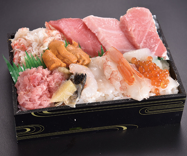 海鮮まぐろちらし 2376 円、各日 50 折限定、9/29(月)まで出店