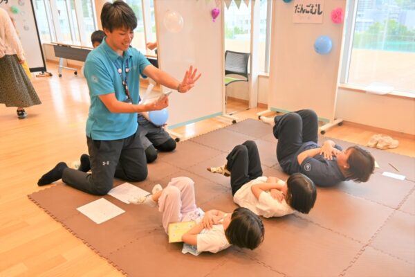 子どもの身体能力、把握できていますか？｜バランス、筋力、柔軟性、筋持久力…家庭で測定する方法を「子ども運動教室」で聞きました