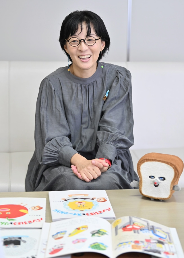 「読者の皆さんが新しい作品を待ち望んでくださっているのがうれしいです」