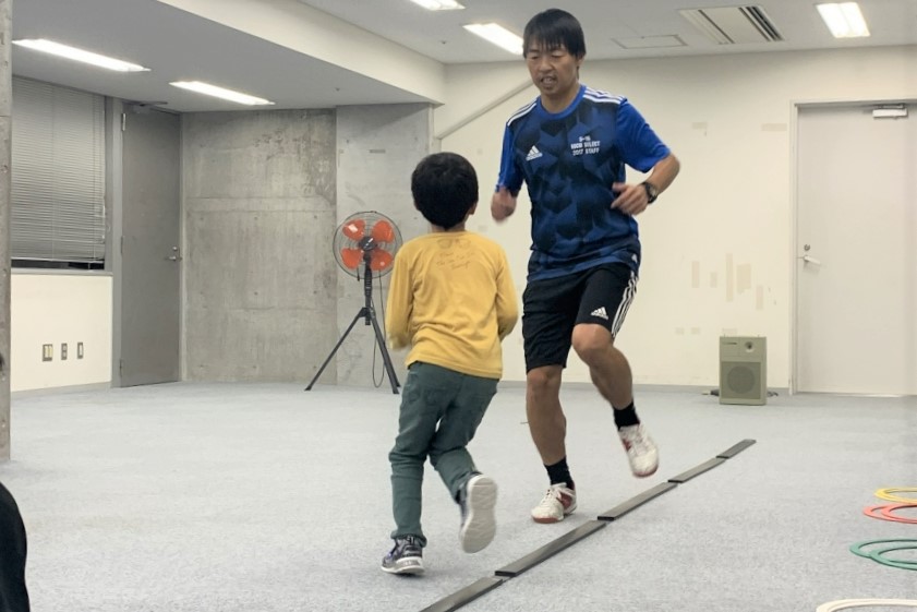 【2025年】高知市で「リズムジャンプ体験教室」（高知市総合体育館）｜リズムに合わせてジャンプ運動！リズム感や運動能力を養います