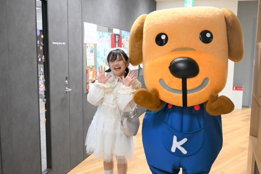 裏でこっそりスタンバイしてました