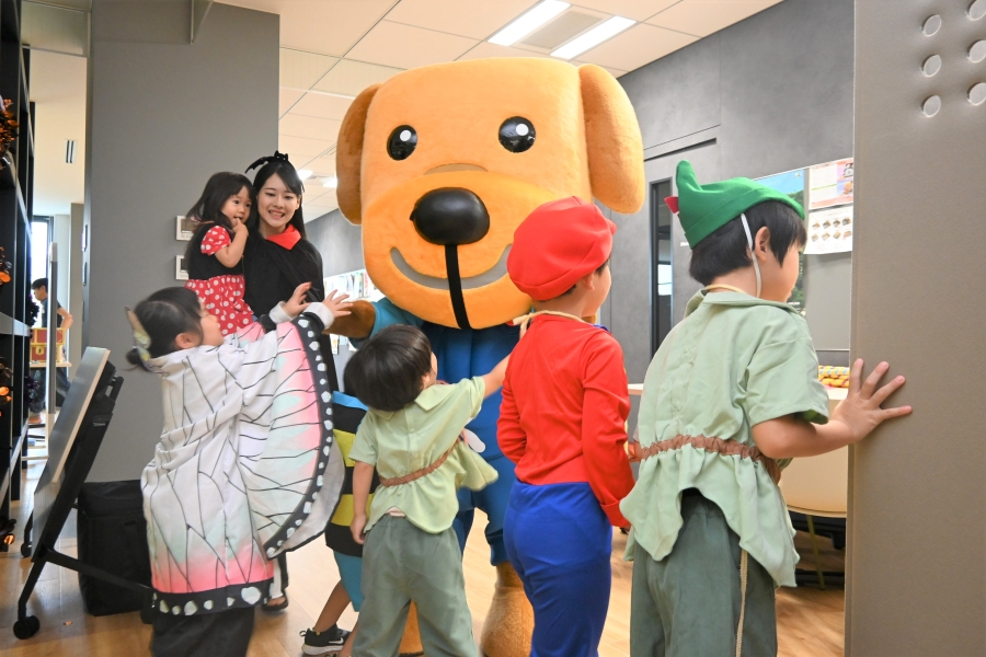 ハイタッチして、おうちへ