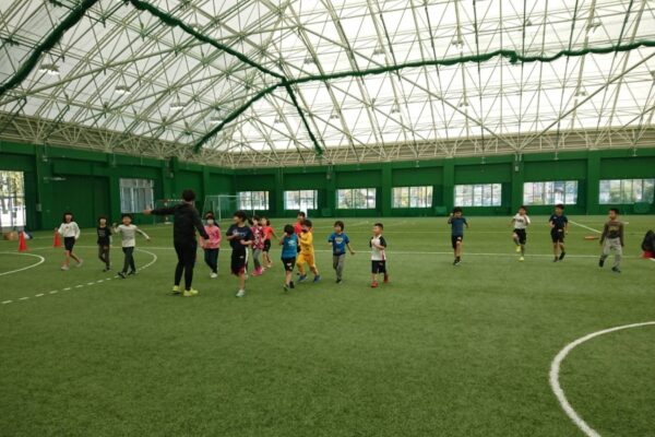 【2025年】高知市で「小学生対象！冬期スポーツ教室」（高知市東部総合運動場）｜運動遊び、走る、跳ぶ、投げる…全身を動かそう！