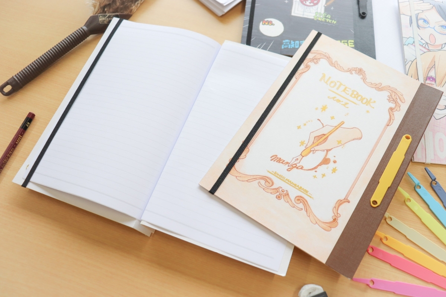 【2025年】高知市で「オリジナルノート作り」（高知まんがBASE）｜表紙に好きなイラストを描いて作成します