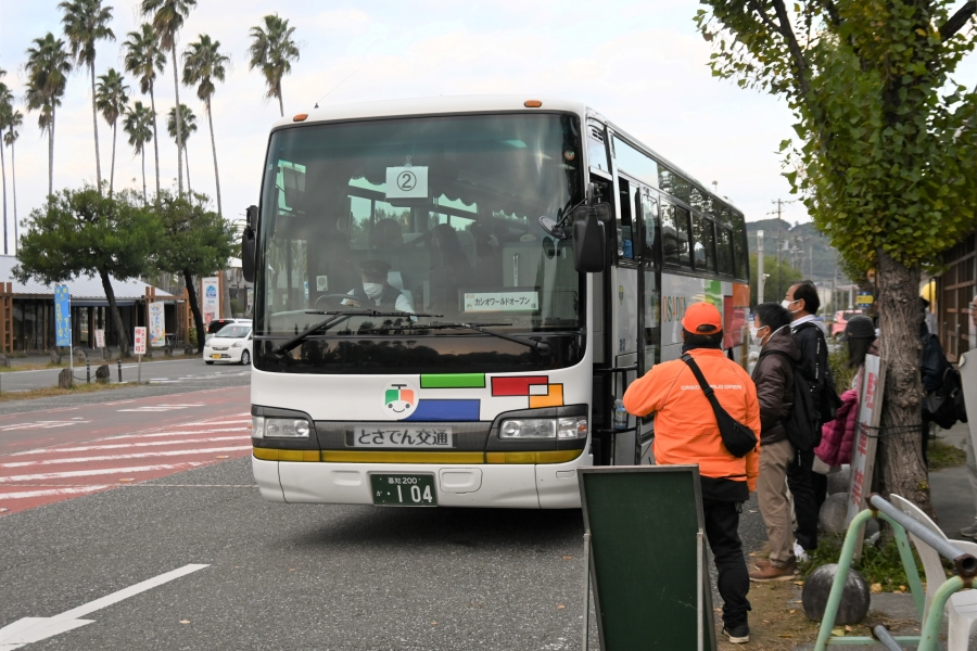 ごめん・なはり線夜須駅から無料送迎バスが運行します