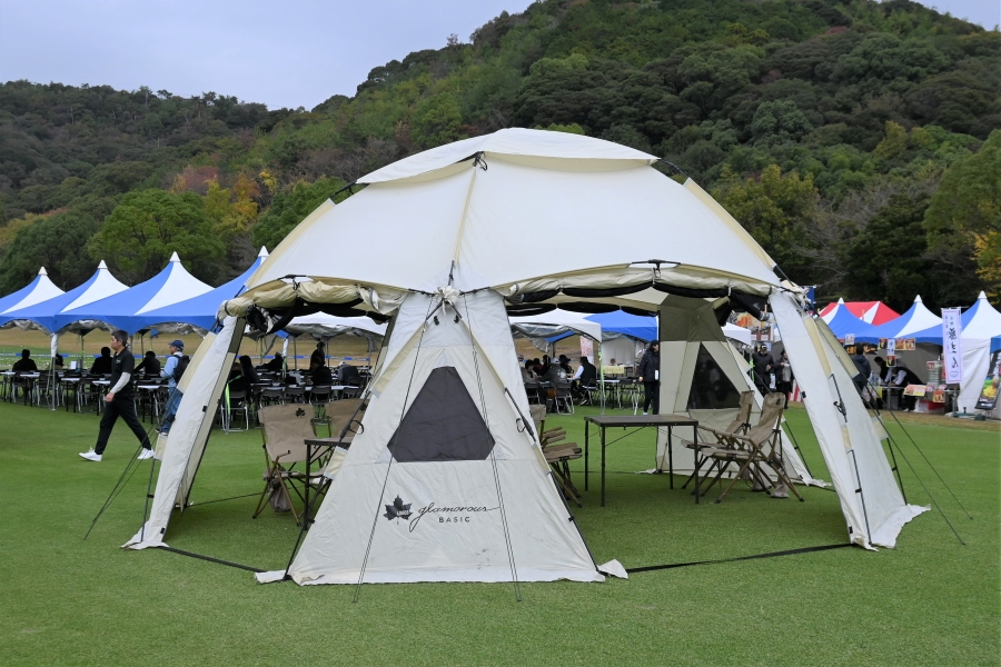 こちらにもLOGOSのテント