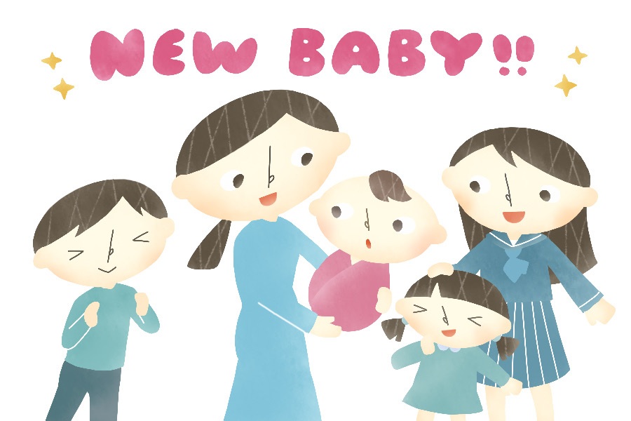 新しい命に家族でメロメロです