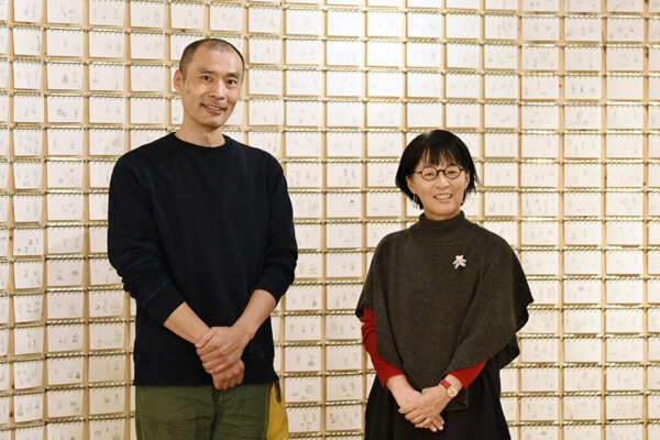 ヨシタケシンスケさん×柴田ケイコさん…大人気絵本作家のスペシャル対談が実現！｜『りんごかもしれない』誕生の裏側は？絵本作りの「ちょうど良さ」とは？たっぷり語っていただきました！