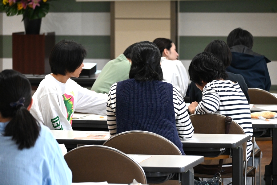 子どもにどう関わればいい？グループでも話し合いました