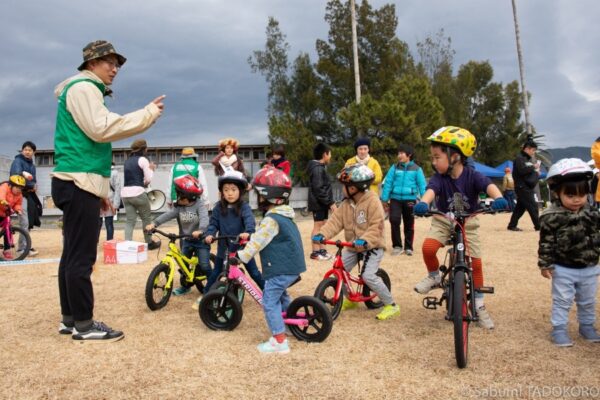 【2026年】香南市で「ヤシィシクロクロスカップ　小中学生体験クラス＆長太郎カップ」（ヤ・シィパーク）｜オフロード自転車競技「シクロクロス」を体験。未就学児も参加できます