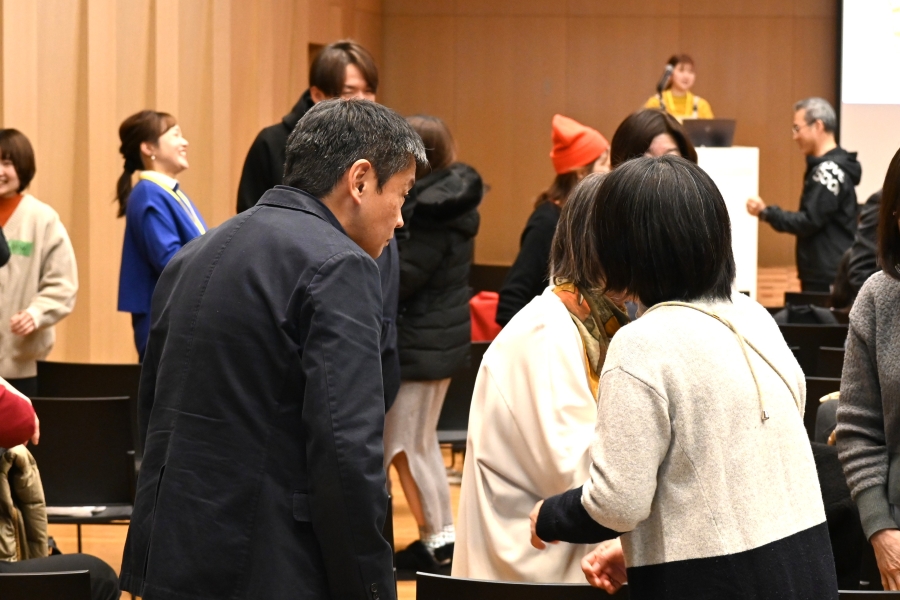 対話は仲良くなることから。アイスブレイクで距離を縮めました