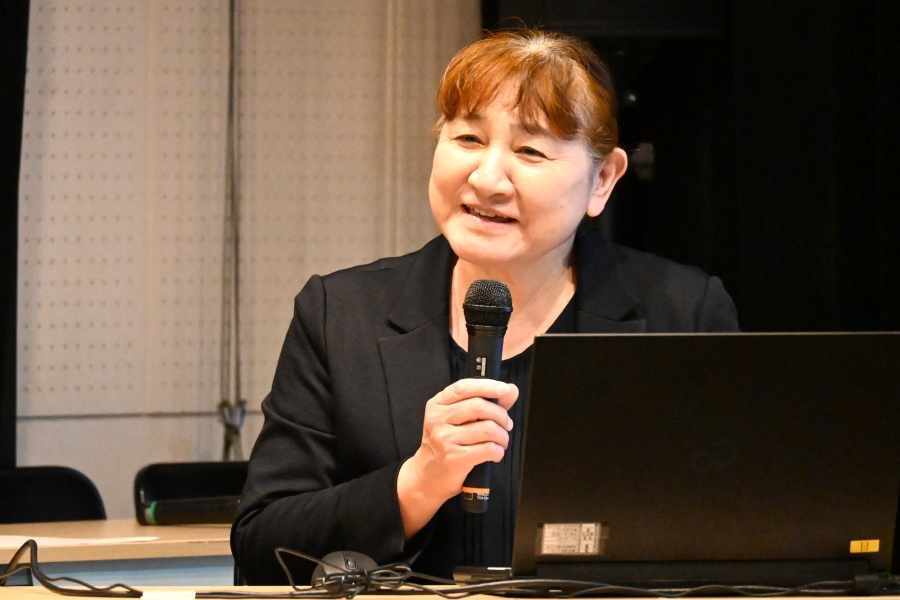 「長女のために立てた家は、長女のいたずらでぼろぼろになりました」