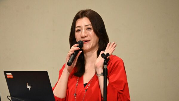 「見えない家事」が見えてる？夫婦の家事分担にもやもやしていませんか？｜「夫が知らない家事リスト」の著者で放送作家の野々村友紀子さんが講演しました