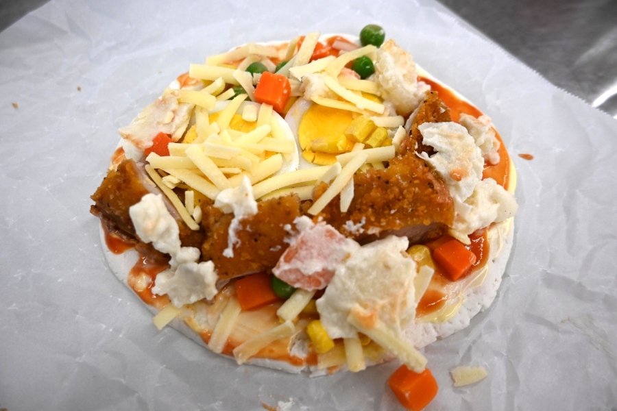 中学生のお兄ちゃんは大盛どーん！重そうです！