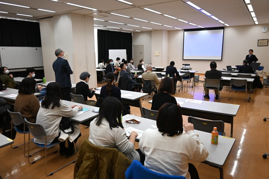 会場からはたくさん質問が上がりました