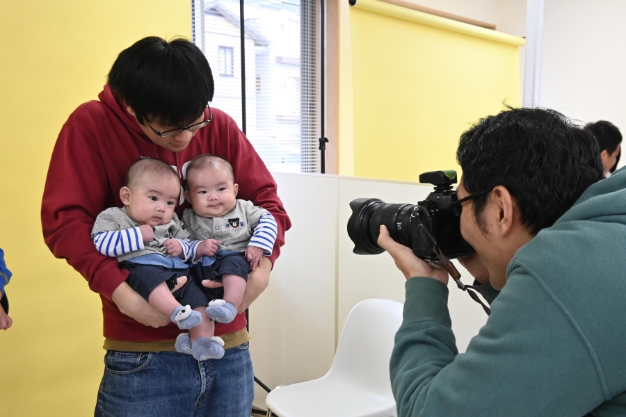双子ちゃんにはくっついてもらいました