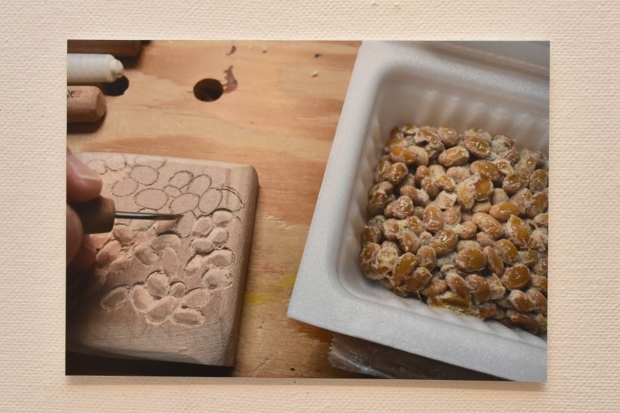 納豆を作る工程も写真で紹介されています