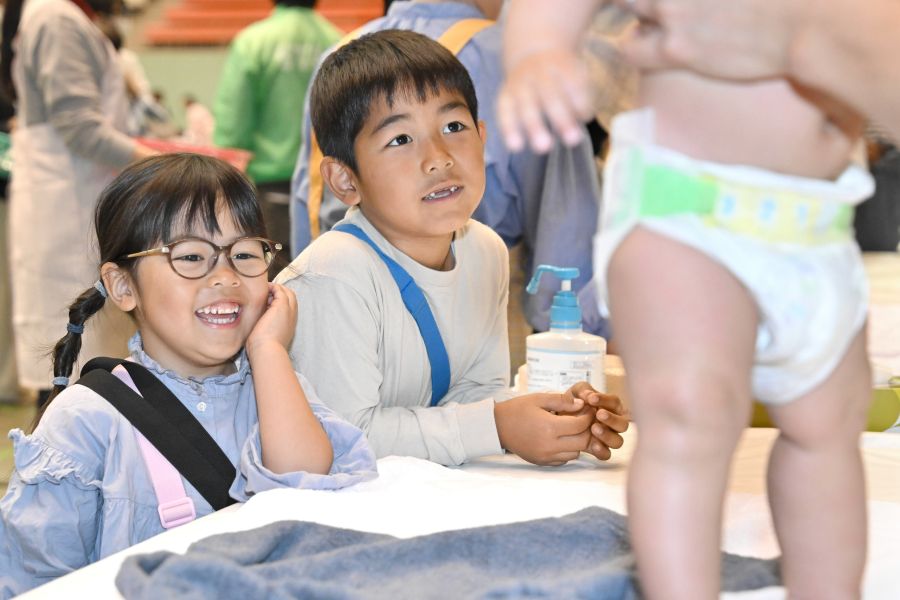 お兄ちゃん、お姉ちゃんも応援