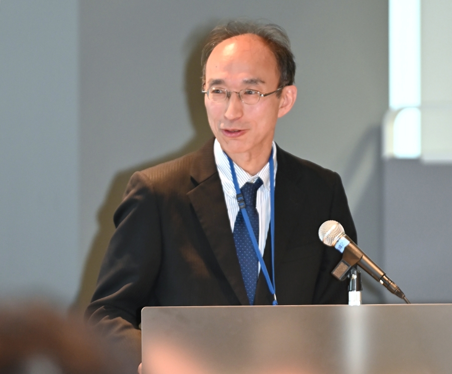 県子育て支援課長の宅間さんが基調講演を行いました