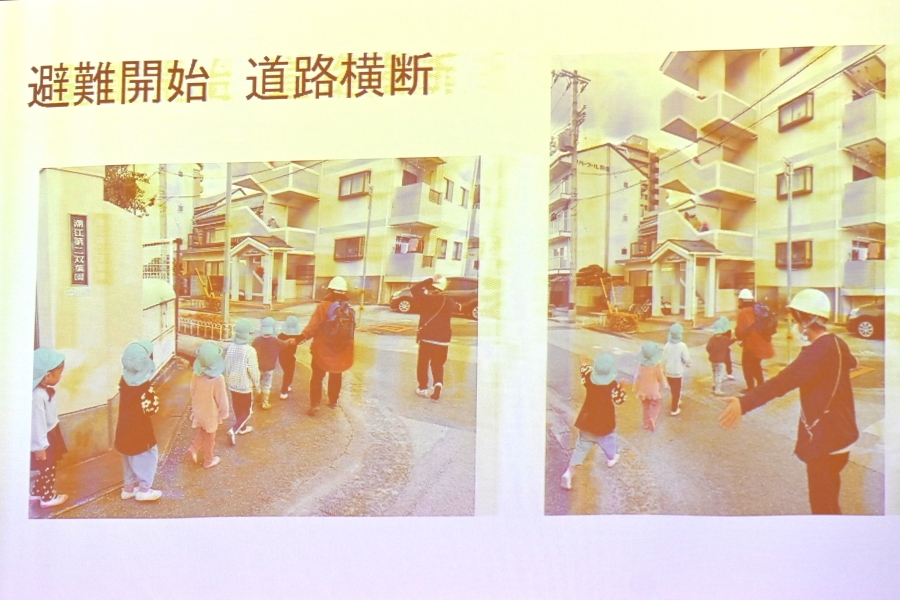 避難の様子がスライドで紹介されました