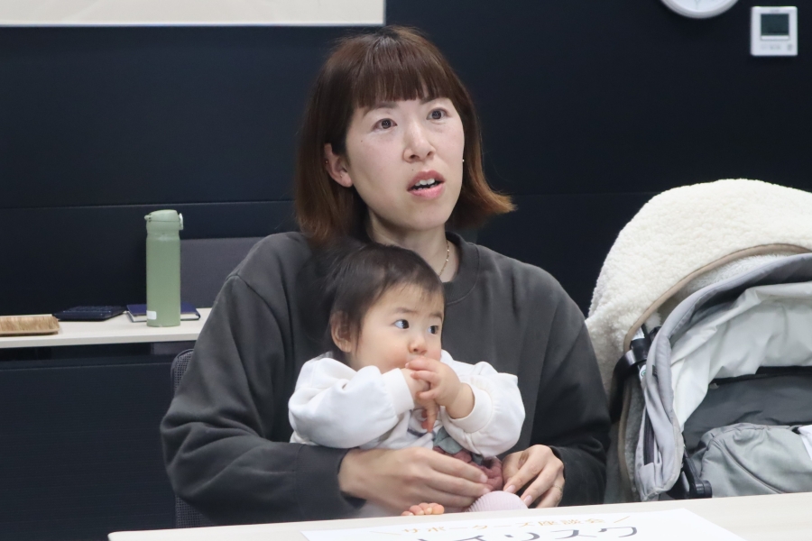 若いお母さんへの接し方には気を使います