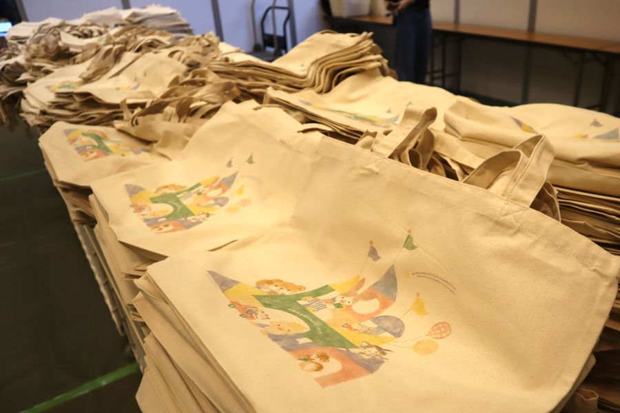 お土産のトートバッグ