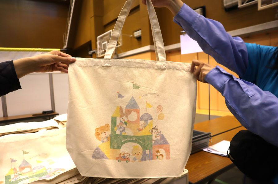 淡い色合いのイラストがかわいい