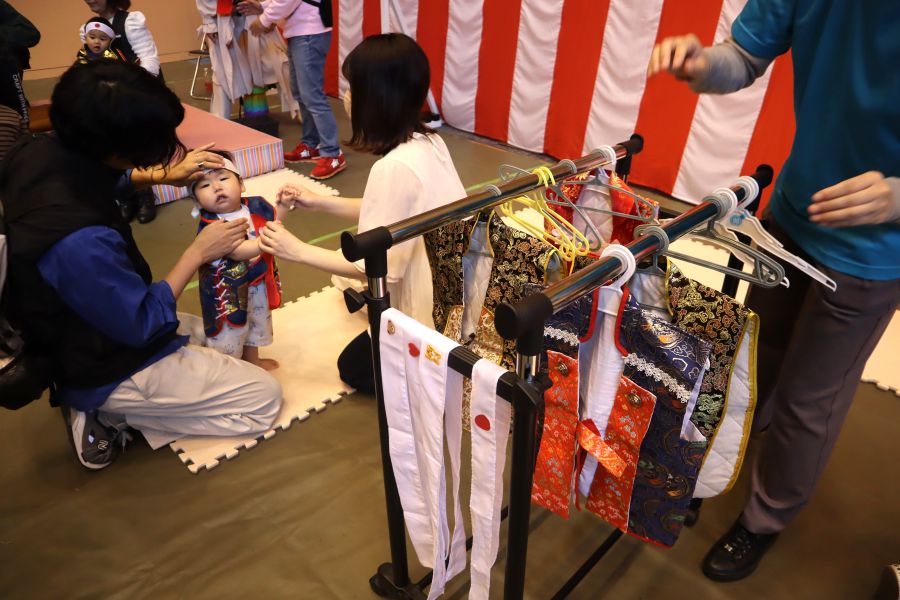 好きな陣羽織や鉢巻きが選べます