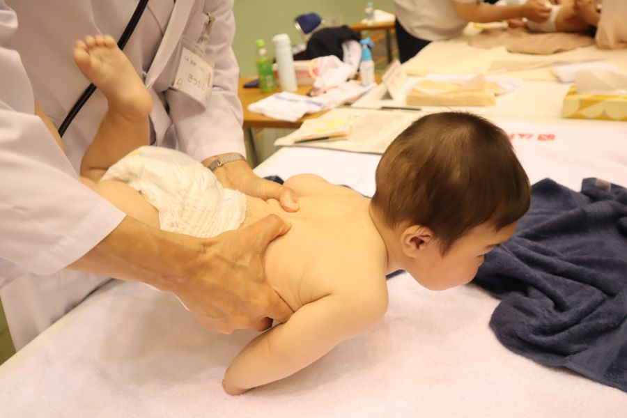 首がぐいーん！