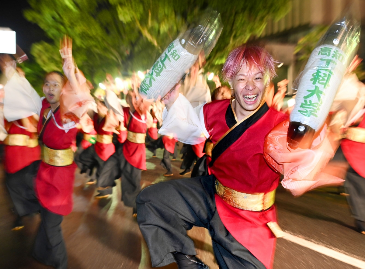 【随時更新】2026年高知のよさこい祭り情報｜前夜祭は8月9日（日）、本番は10日（月）、11日（火・祝）、後夜祭と全国大会は12日（水）です