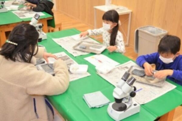 【2026年5月】高知みらい科学館のイベントを紹介｜プラネタリウム、ミニかがく教室で楽しもう！5～6月のサイエンスショーは「夜空をいろどる魔法使い！」
