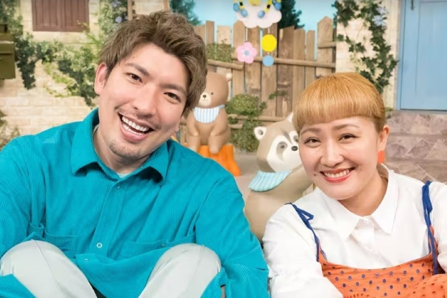 番組MCのりんたろー。さんと丸山桂里奈さん（提供写真）