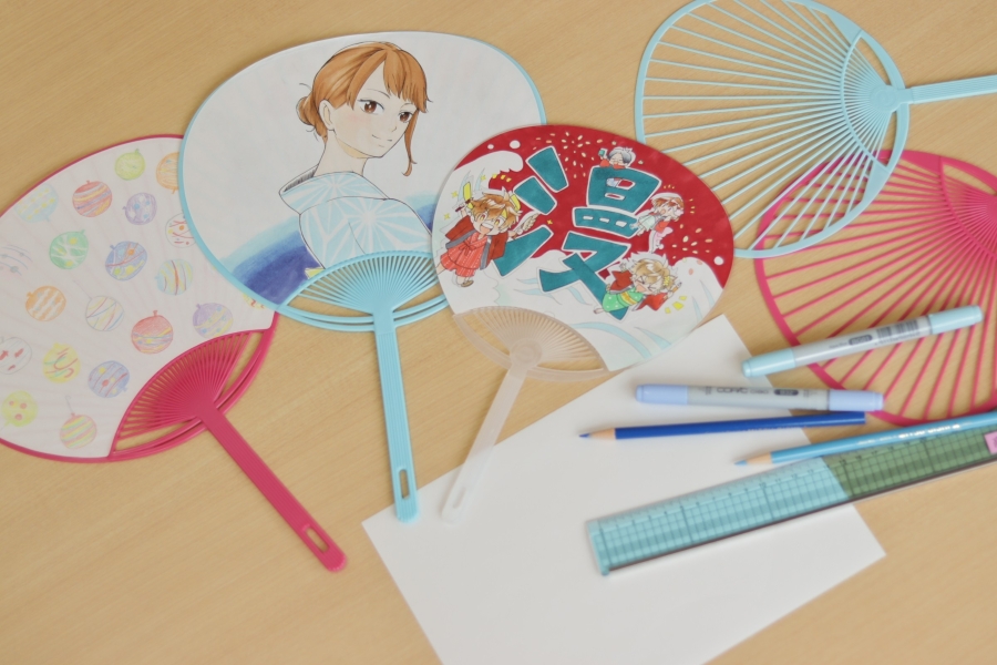 描いたイラストを骨組みに貼り付けて完成です