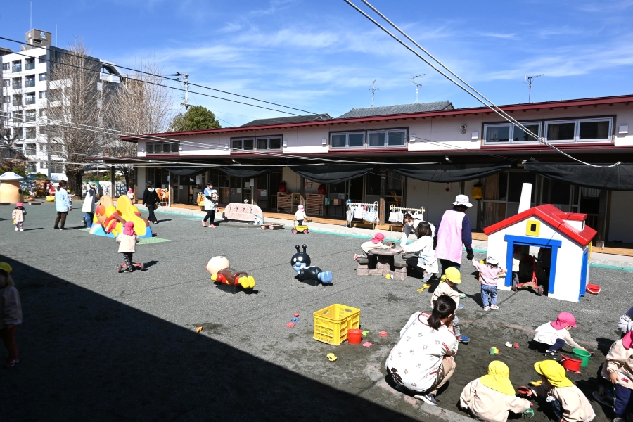 西側にも園庭があります