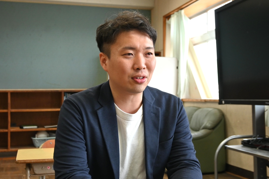 「六法全書なんて読めないのに、開いて裁判ごっこをしました」