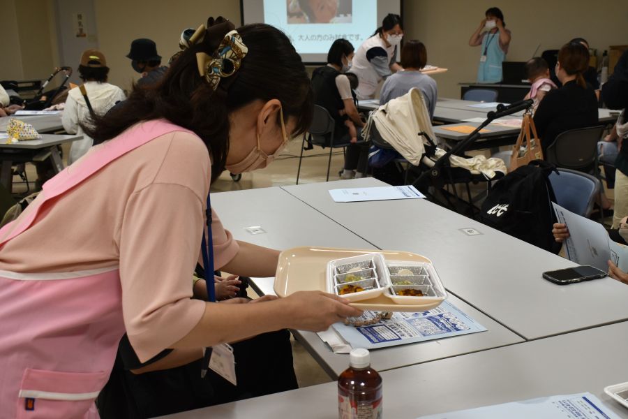 お待ちかね！「召し上がれ～」