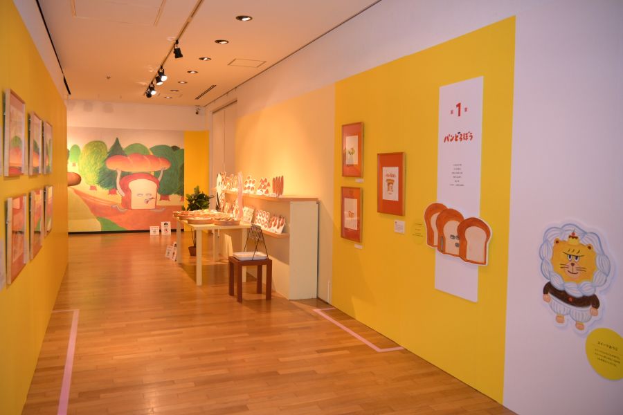 入り口から「パンどろぼう」のキャラクターが次々お出迎え（©Keiko Shibata／KADOKAWA）