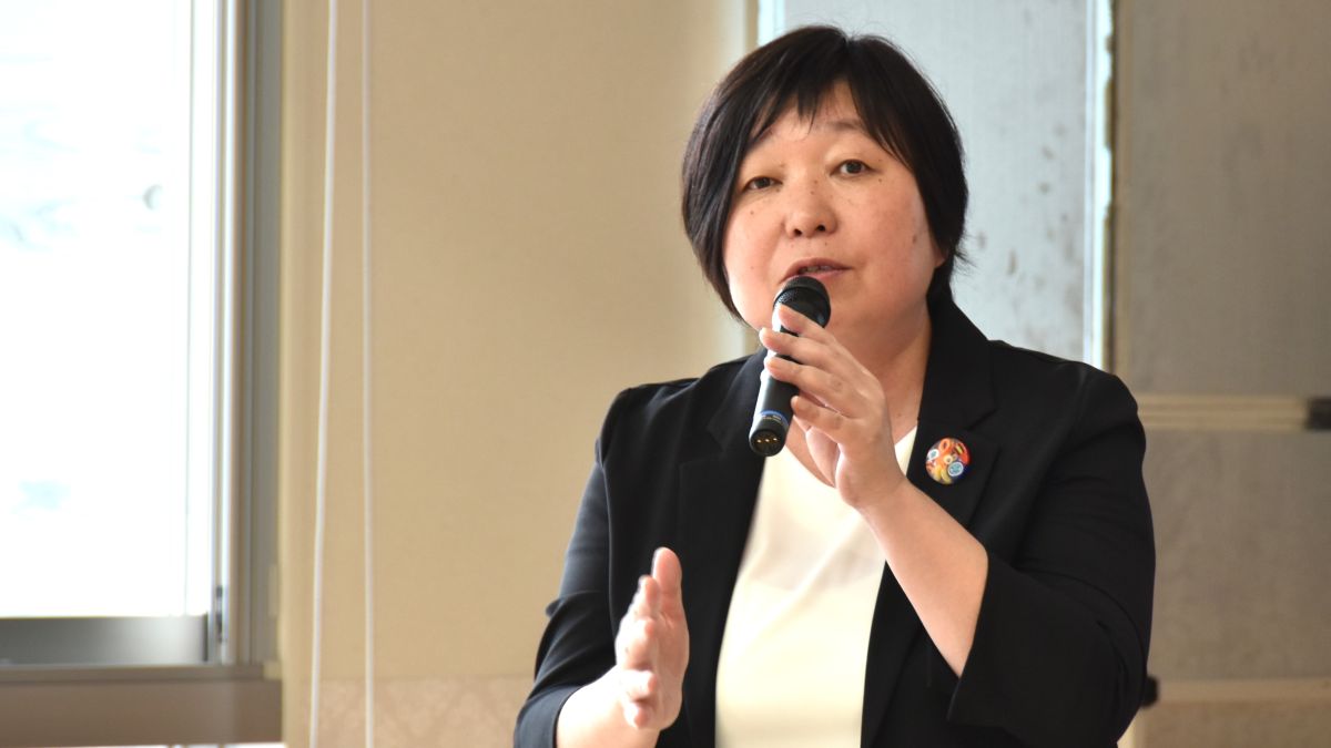 子育ては誰でもつまづき、悩むもの…「親が全てを背負わなくていい、一人にならないで」｜困った時は「つながってほしい」。児童家庭支援センター「高知みその」センター長の武樋保恵さんが語りました