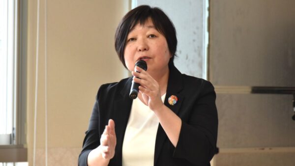 子育ては誰でもつまづき、悩むもの…「親が全てを背負わなくていい、一人にならないで」｜困った時は「つながってほしい」。児童家庭支援センター「高知みその」センター長の武樋保恵さんが語りました