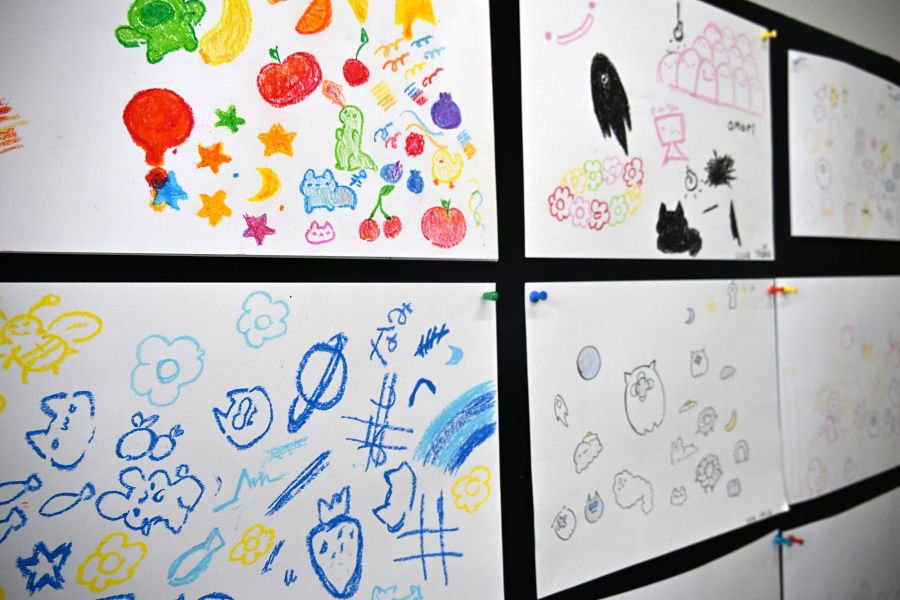 はまゆう教育相談所で子どもたちが描いた絵。それぞれに良さがあります