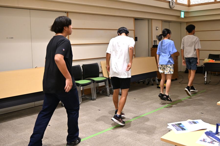 音楽をかけて楽しく続けましょう！