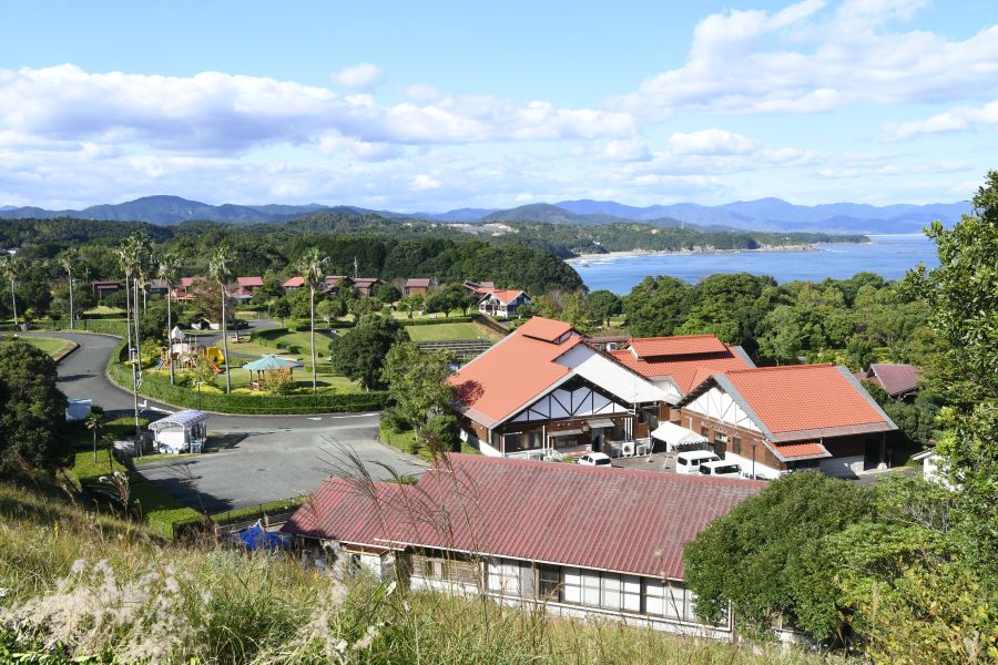 開業２５周年を迎えたオートキャンプ場「とまろっと」（四万十市、高知新聞 2018 年）
