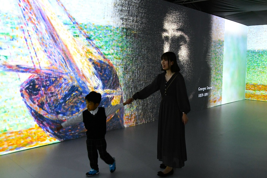 臨場感のある空間に子どもも夢中です